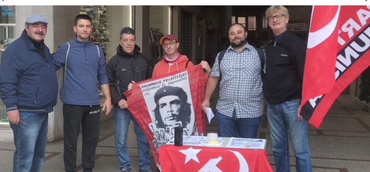 Cesena, presidio del Partito Comunista contro guerra e riarmo davanti all’Ospedale Bufalini