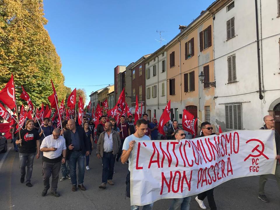 Manifestazione a Soragna (PR). L’anticomunismo non passerà.